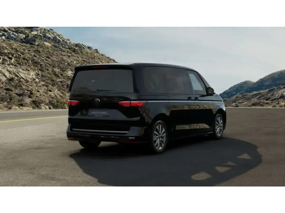 Gebraucht VW Multivan Style 150 PS (110 kW) 2026 Deep black perleffekt Van / Kleinbus