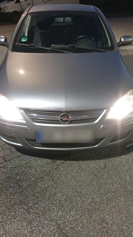 Blau Gebraucht 2006 Opel Corsa Limousine | 1.100 € (Guter Preis) - Bild 1/4