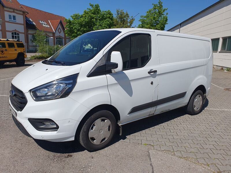 Weiß Gebraucht 2021 Ford Transit Custom Trend Van / Kleinbus | 13.900 € - Bild 1/4