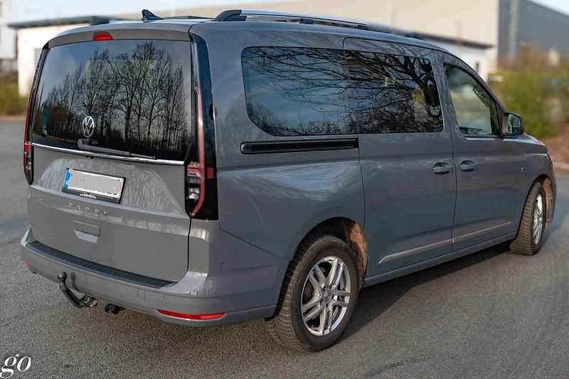 Gebraucht VW Caddy Maxi Style 116 PS (85 kW) 2024 Grau Van / Kleinbus