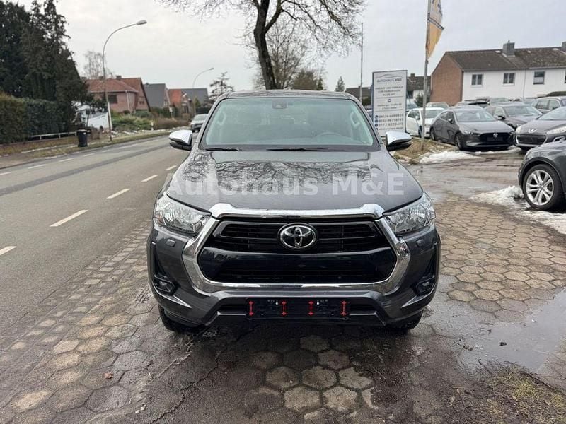 Neu Toyota HiLux Comfort 204 PS (150 kW) 2026 Grau Abholung
