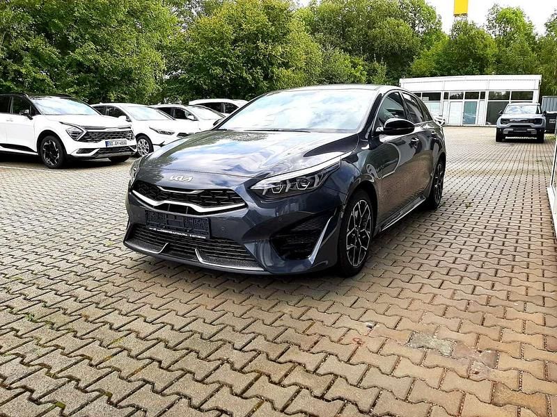 Neu Kia ProCeed 140 PS (102 kW) 2025 Pentametal Kleinwagen