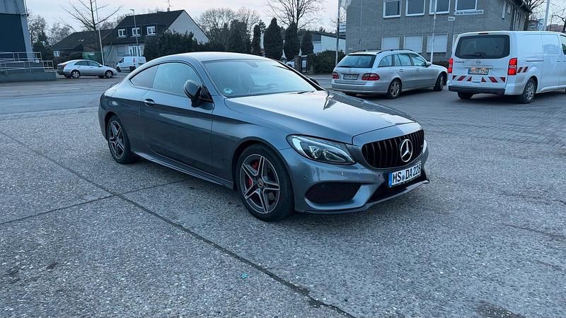 Gebraucht Mercedes C200 AMG line 184 PS (135 kW) 2016 Grau Coupé