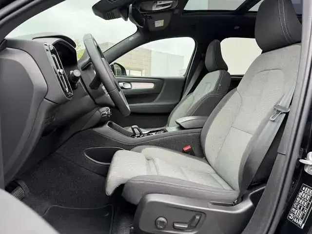 Gebraucht Volvo XC40 120 PS (88 kW) 2025 SUV