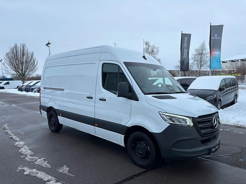 Gebraucht Mercedes Sprinter 170 PS (125 kW) 2024 Arktikweiß Van