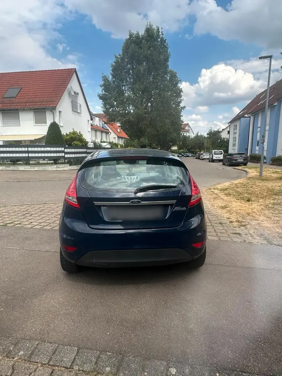 Gebraucht Ford Fiesta 82 PS (60 kW) 2009 Blau Kleinwagen