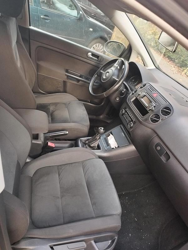 Gebraucht VW Golf VI Highline 122 PS (89 kW) 2011 Braun Kleinwagen