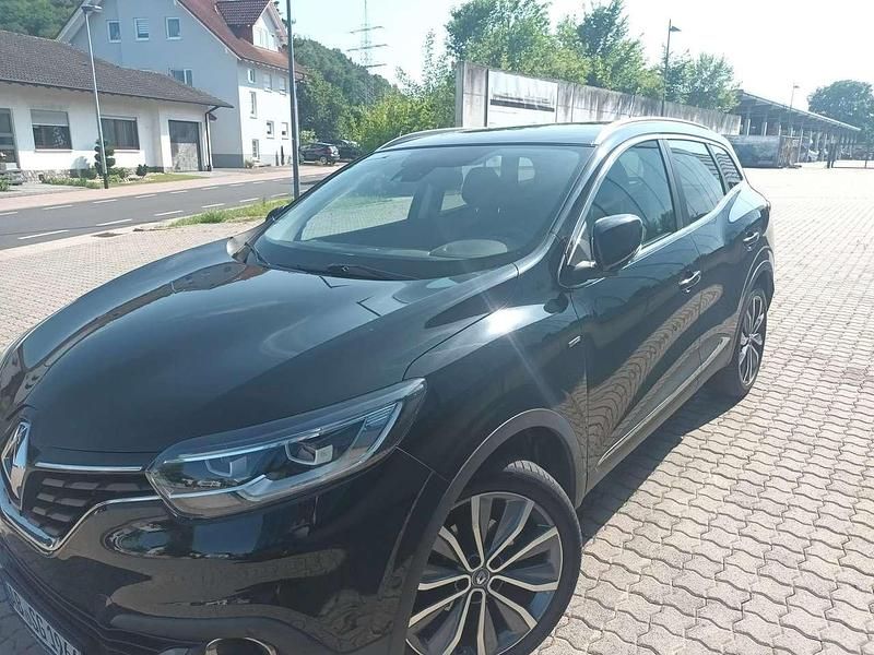 Schwarz Gebraucht 2017 Renault Kadjar Bose Edition SUV | 14.150 € (Guter Preis) - Bild 1/4