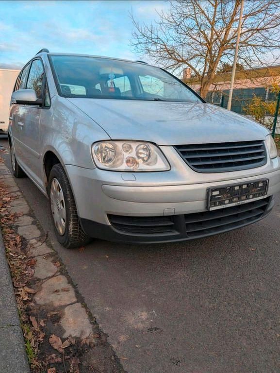 Gebraucht VW Touran Basis 105 PS (77 kW) 2004 Silber Van / Kleinbus