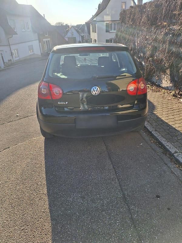 Gebraucht VW Golf V 2004 Schwarz Kleinwagen