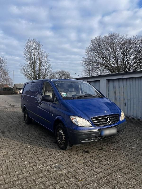 Gebraucht Mercedes Vito 95 PS (69 kW) 2009 Blau Van