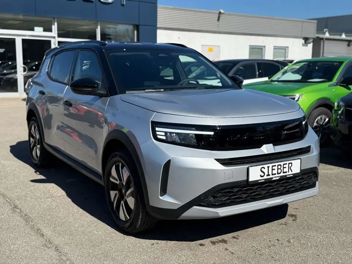 Usata Opel Frontera 101 CV (74 kW) 2025 Grigio SUV