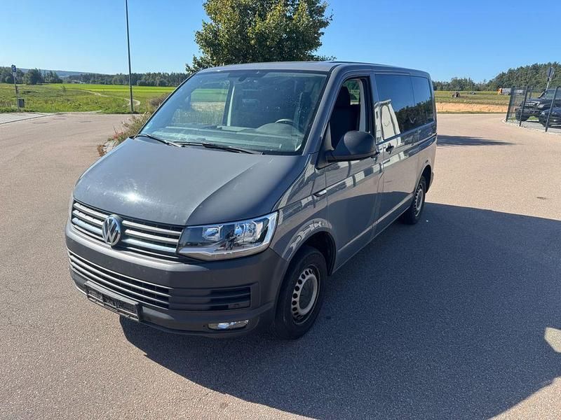Grau Gebraucht 2017 VW T6 Van | 15.990 € - Bild 1/4