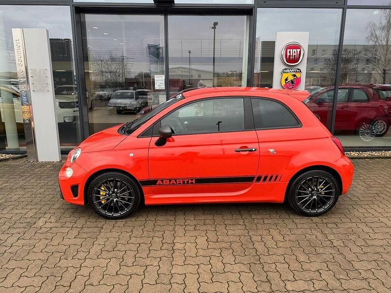 Gebraucht Abarth 695 179 PS (131 kW) 2024 Orange Kleinwagen