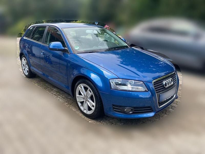 Blau Gebraucht 2009 Audi A3 Sport Limousine | 5.999 € (Fairer Preis) - Bild 1/4