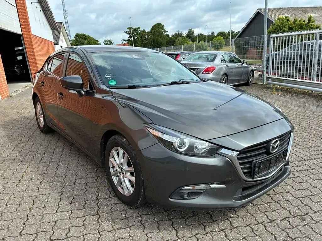 Gebraucht Mazda 3 Kizoku 120 PS (88 kW) 2017 Grau Limousine