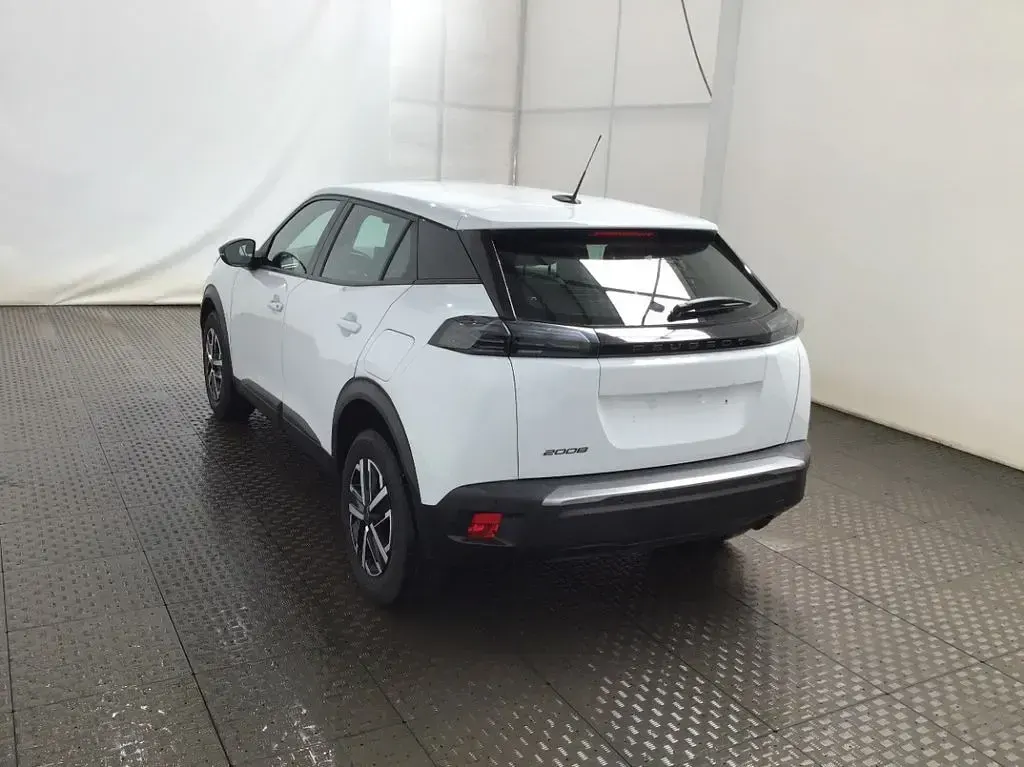 Gebraucht Peugeot 2008 Active 101 PS (74 kW) 2024 SUV