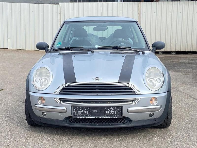 Second-hand Mini ONE 90 CP (66 kW) 2002 Argintiu Hatchback