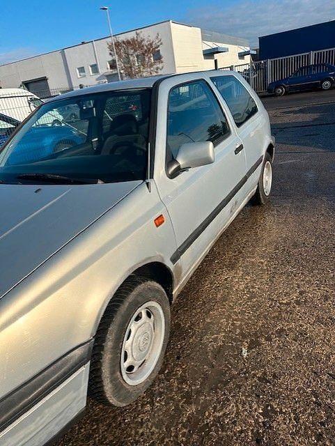 Brugt VW Golf III 75 HK (55 kW) 1994 Sølv