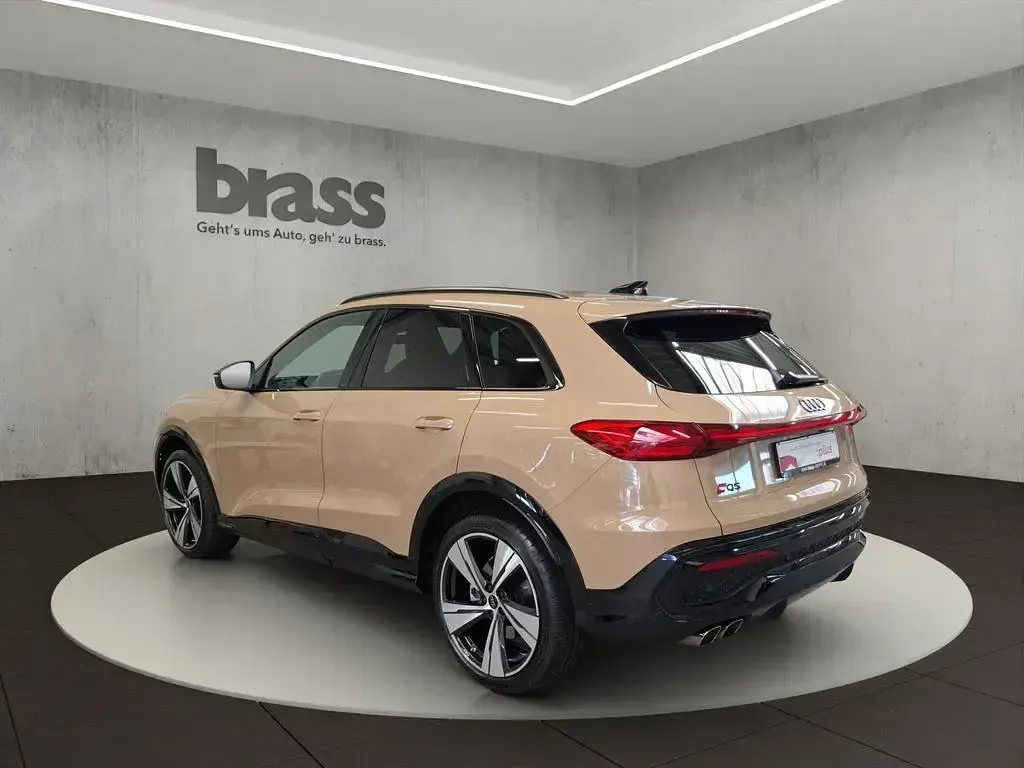 Gebraucht Audi Q5 Edition .1 204 PS (150 kW) 2025 Sakhirgold metallic SUV