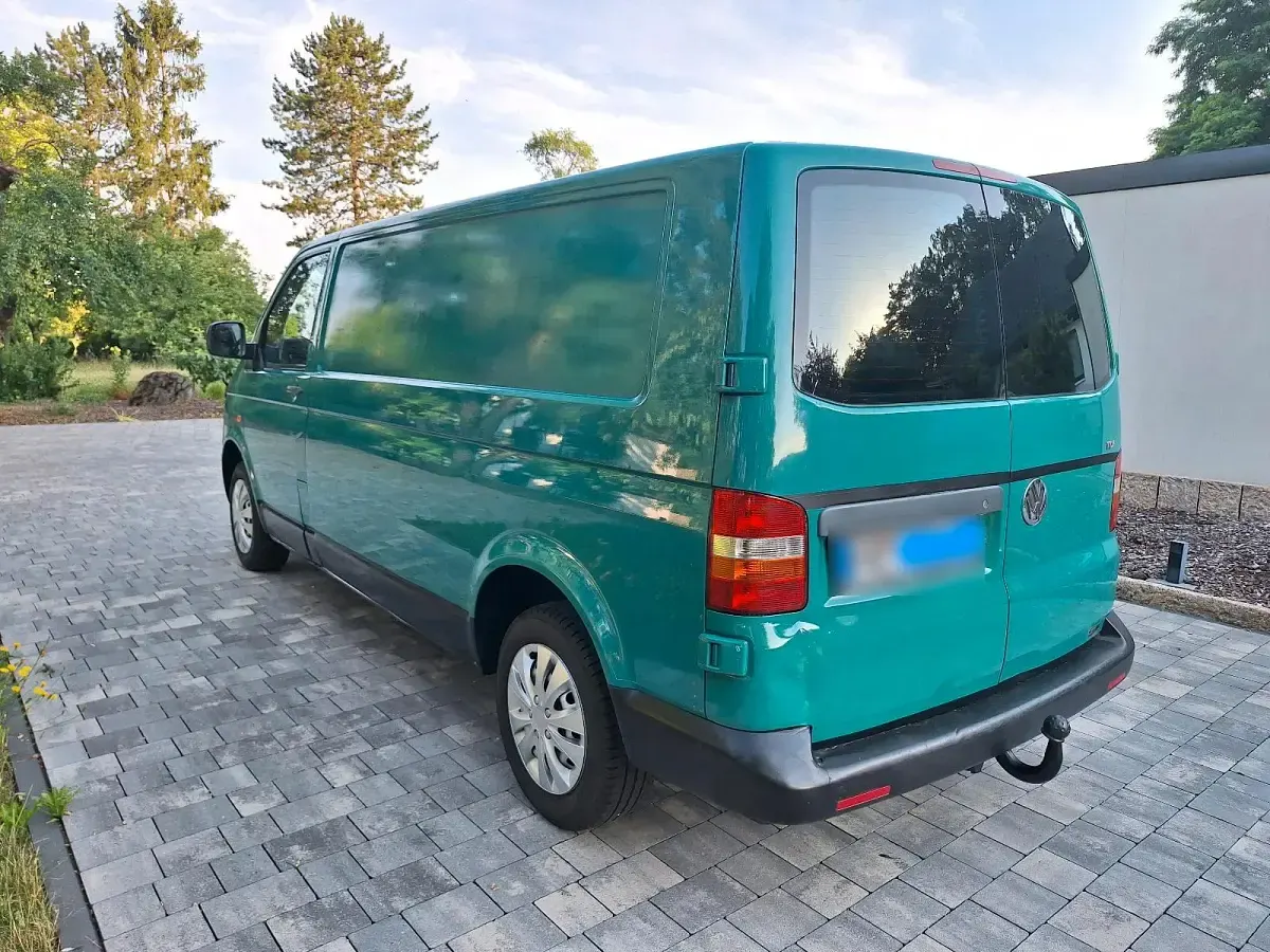 Gebraucht VW T5 131 PS (96 kW) 2005 Grün Van