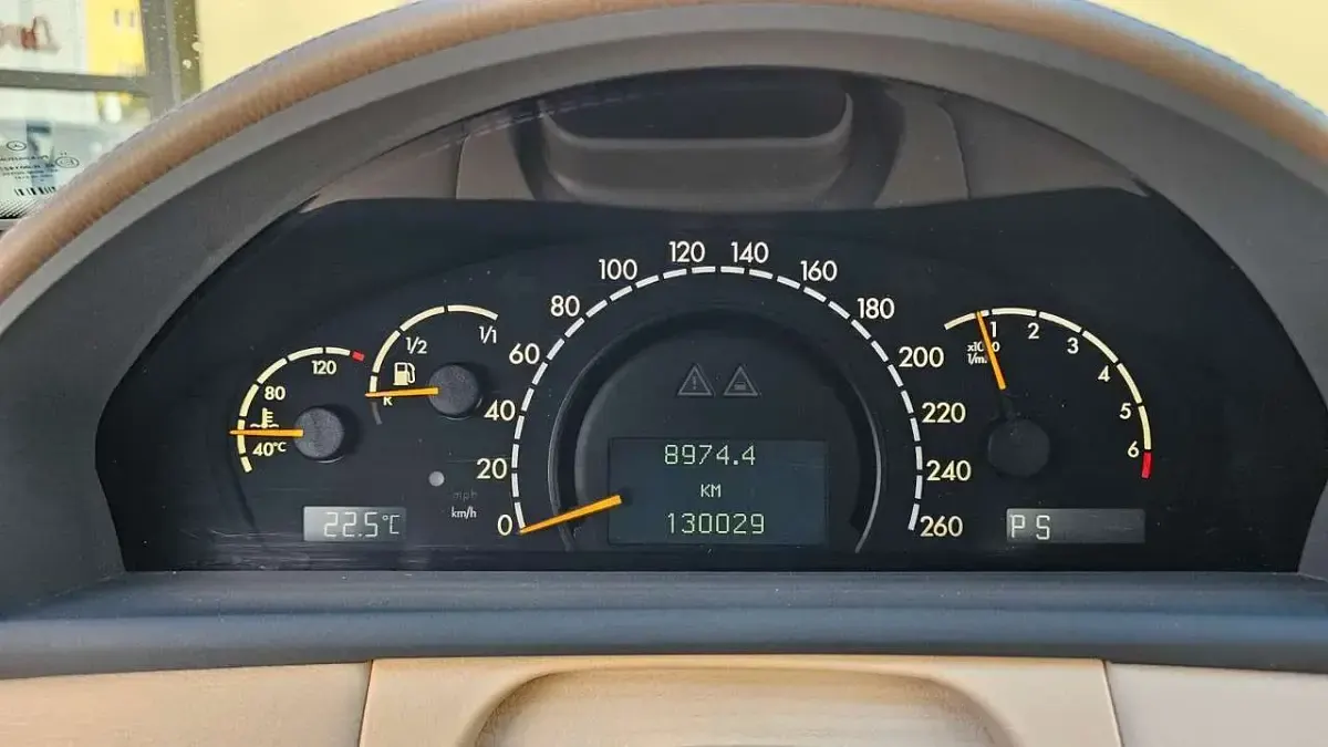 Gebraucht Mercedes CL500 306 PS (225 kW) 2003 Alabasterweiss  unilack Coupé