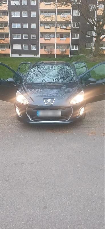 Gebraucht Peugeot 308 149 PS (109 kW) 2011 Blau Kleinwagen