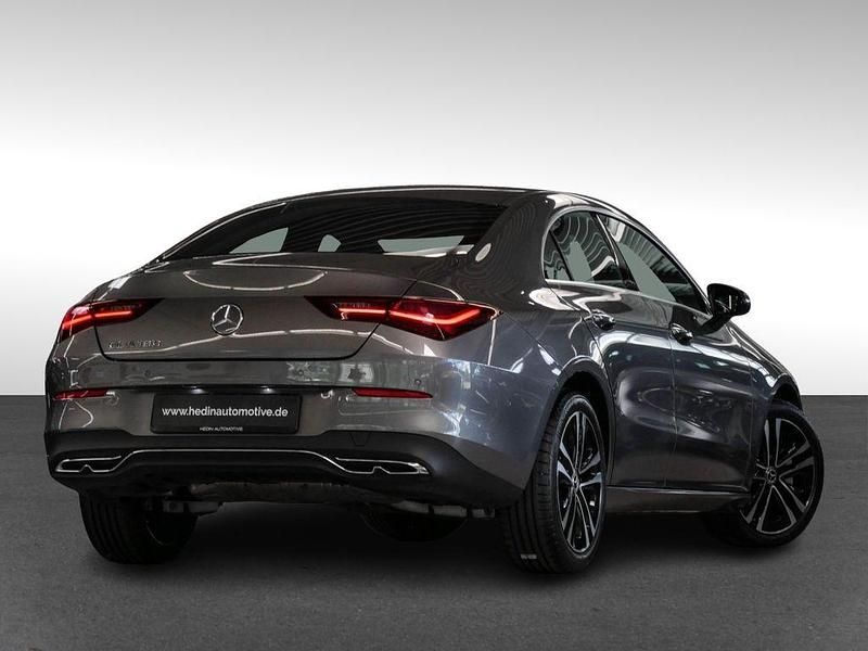 Gebraucht Mercedes CLA180 Progressive 136 PS (100 kW) 2024 Grau Limousine