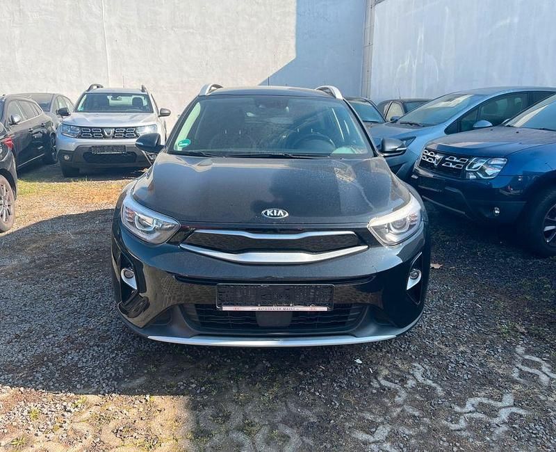 Gebraucht Kia Stonic Spirit 120 PS (88 kW) 2018 Schwarz SUV