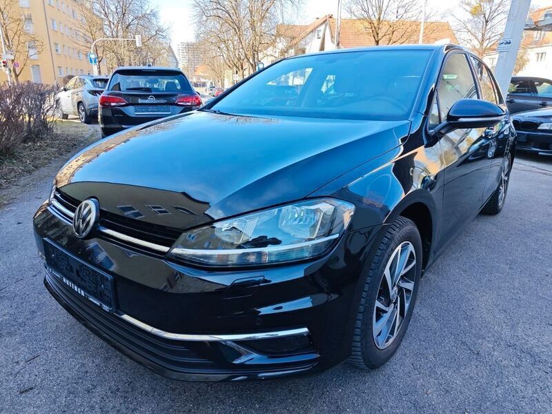 Schwarz Gebraucht 2018 VW Golf VII Sound Limousine | 13.990 € (Guter Preis) - Bild 1/4