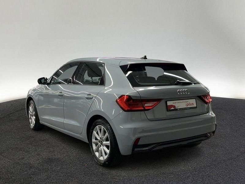 Gebraucht Audi A1 Sportback Advanced Plus 95 PS (69 kW) 2023 Pfeilgrau perleffekt Kleinwagen