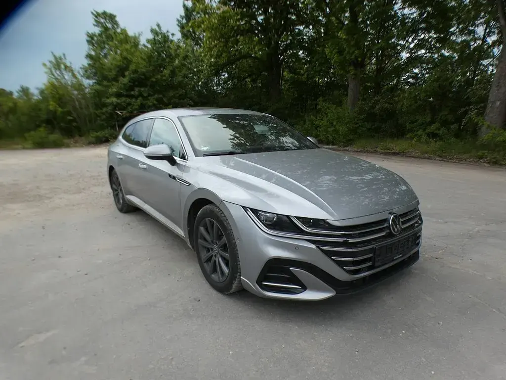 Gebraucht VW Arteon R-line 150 PS (110 kW) 2022 Pyritsilber metallic Kombi