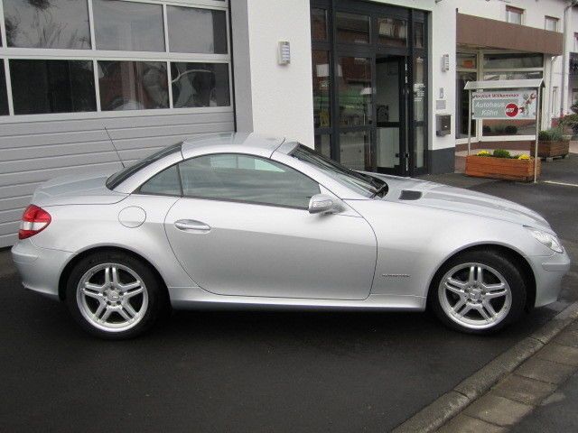 Gebraucht Mercedes SLK200 163 PS (119 kW) 2004 Silber metallic Cabrio