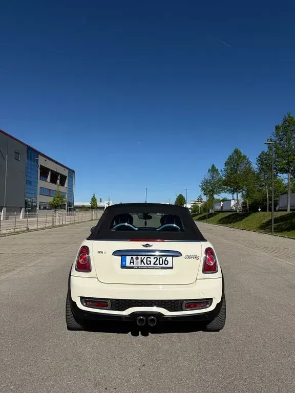 Gebraucht Mini Cooper S Cabriolet 184 PS (135 kW) 2012 Beige Cabrio