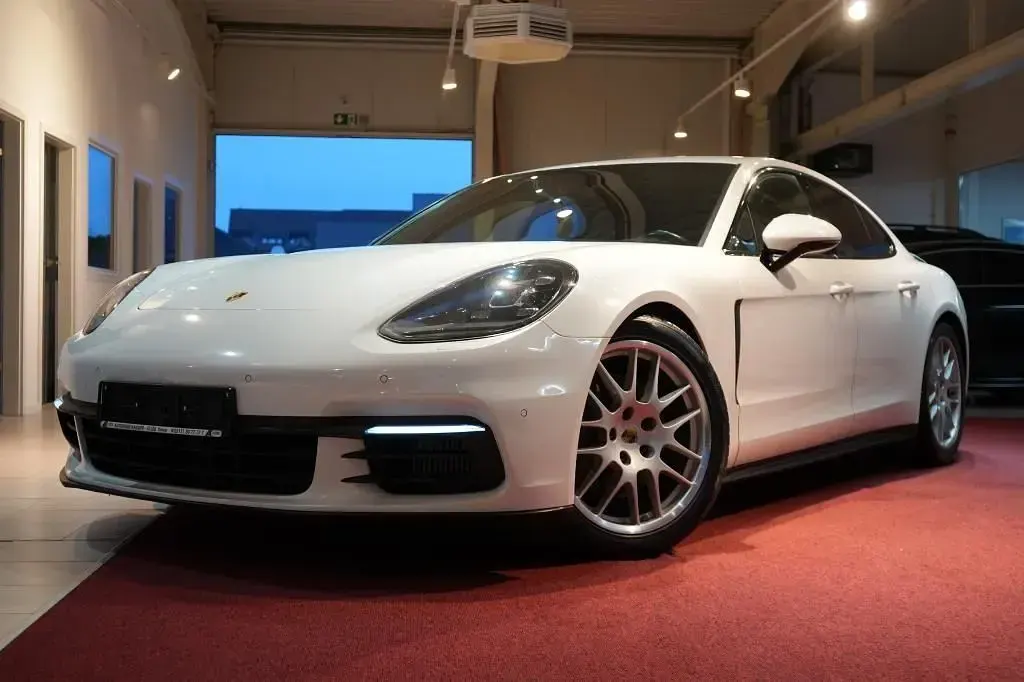 Occasion Porsche Panamera 421 ch (309 kW) 2017 Blanc Berline