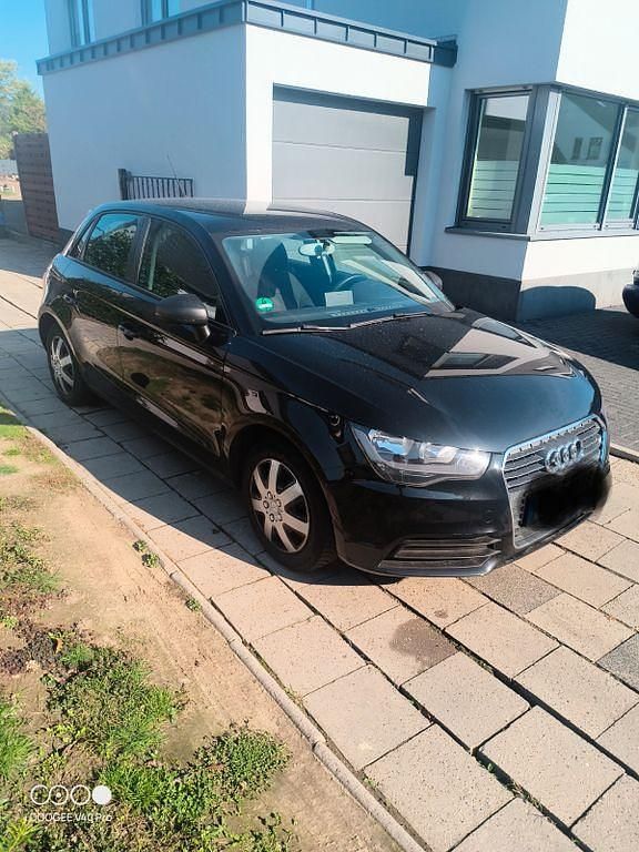 Schwarz Gebraucht 2014 Audi A1 Sportback Ambition Kleinwagen | 8.000 € (Fairer Preis) - Bild 1/4