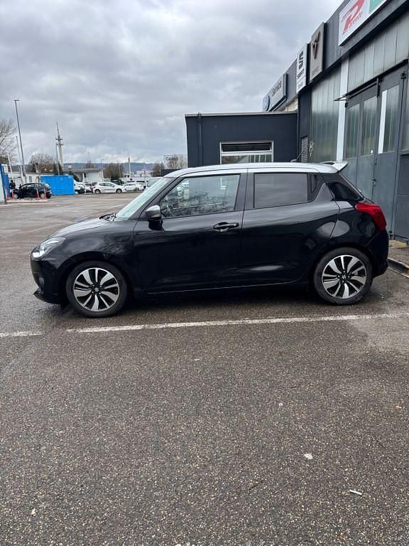 Gebraucht Suzuki Swift Comfort+ 111 PS (81 kW) 2018 Schwarz Kleinwagen