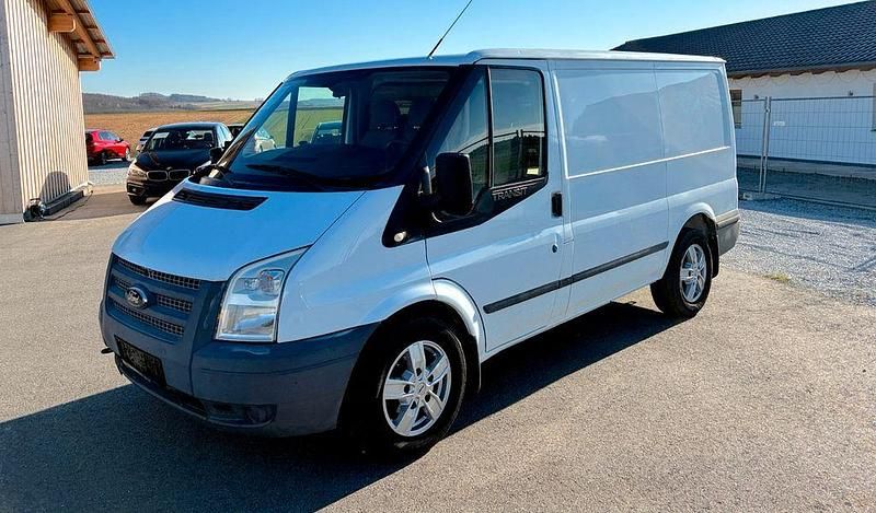 Gebraucht Ford Transit Custom 101 PS (74 kW) 2013 Weiß Van / Kleinbus