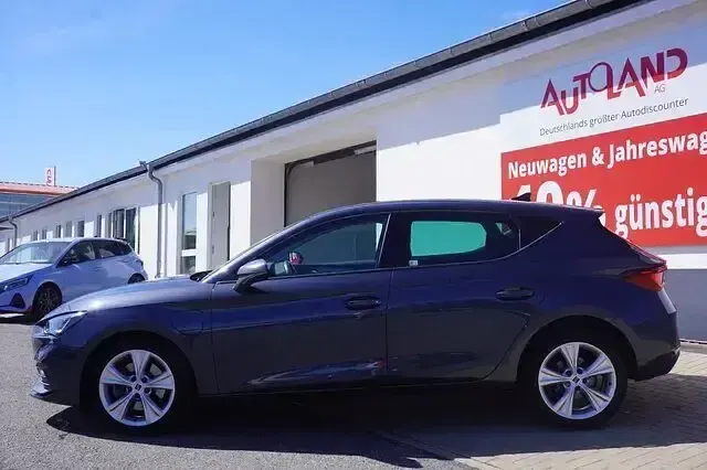 Gebraucht Seat Leon FR 204 PS (150 kW) 2022 Grau Limousine