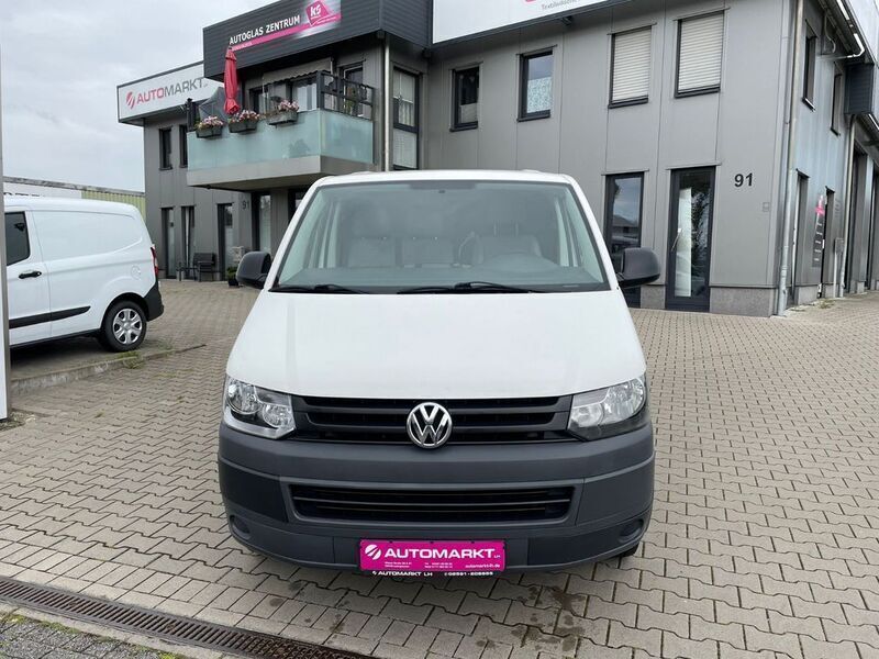 Weiß Gebraucht 2011 VW T5 Van | 9.990 € (Etwas zu teuer) - Bild 1/4