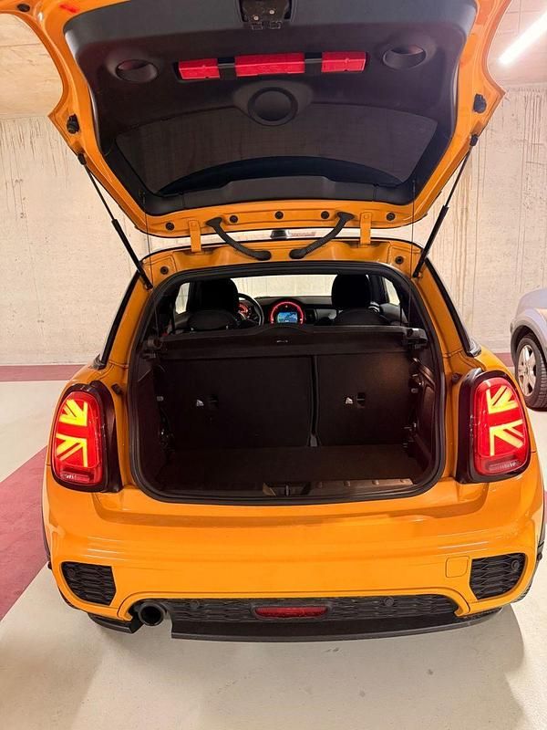 Gebraucht Mini Cooper 136 PS (100 kW) 2015 Orange Kleinwagen