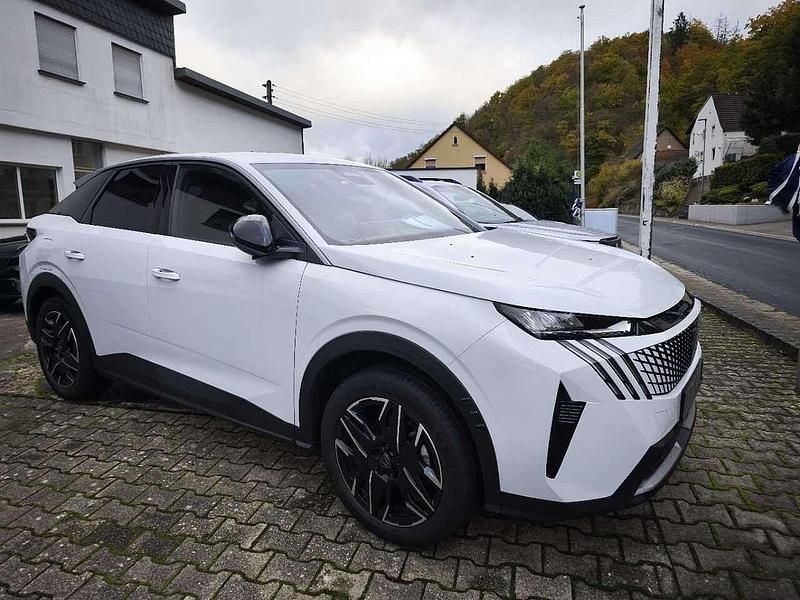 Okenitweiß Gebraucht 2024 Peugeot 3008 Allure SUV | 33.980 € (Fairer Preis) - Bild 1/4