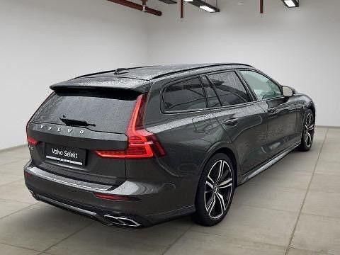 Gebraucht Volvo V60 R-Design 392 PS (288 kW) 2021 Grau Kombi