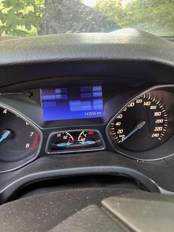 Gebraucht Ford Focus Titanium 125 PS (91 kW) 2012 Schwarz Kombi