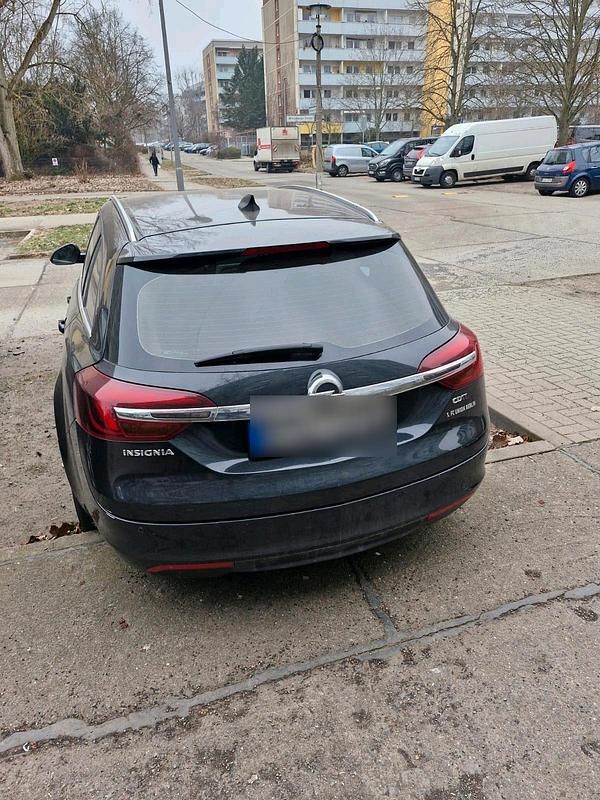 Gebraucht Opel Insignia 136 PS (100 kW) 2015 Schwarz Kombi