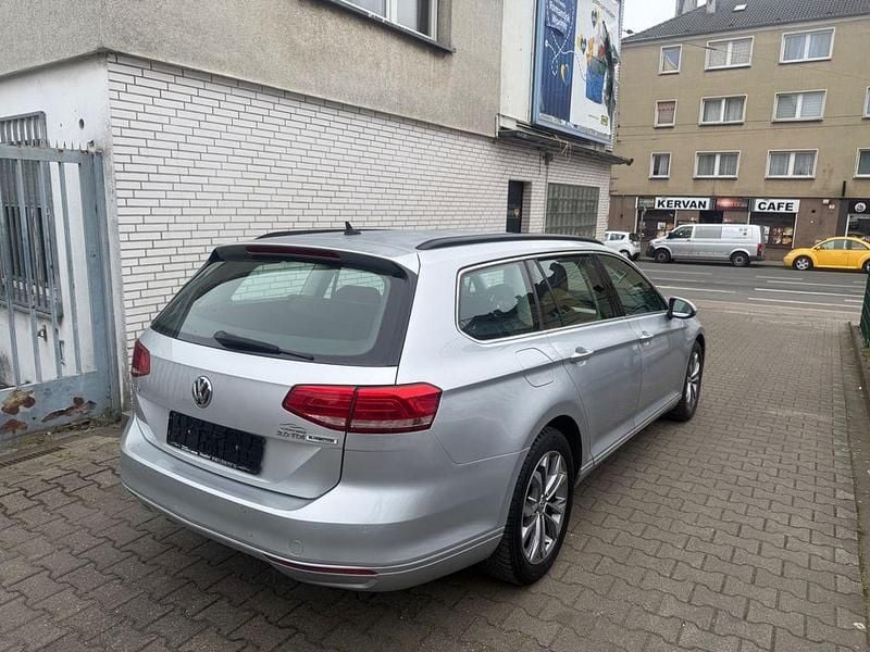 Gebraucht VW Passat Comfortline 150 PS (110 kW) 2014 Silber Kombi