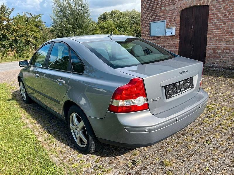 Gebraucht Volvo S40 Kinetic 140 PS (102 kW) 2004 Grau Limousine