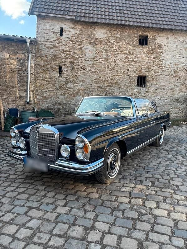 Gebraucht Mercedes W111 150 PS (110 kW) 1966 Blau Cabrio