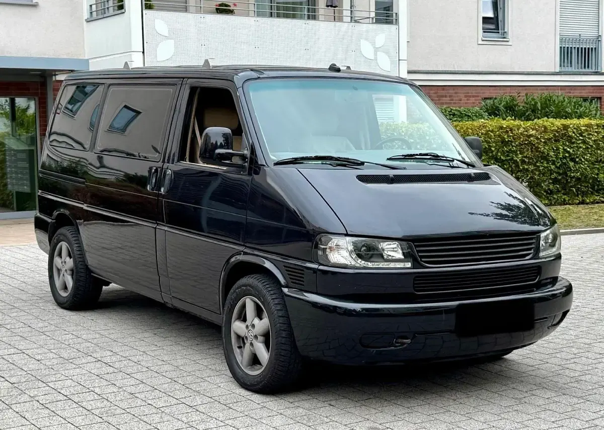 Gebraucht VW T4 Business 151 PS (111 kW) 1999 Schwarz Van