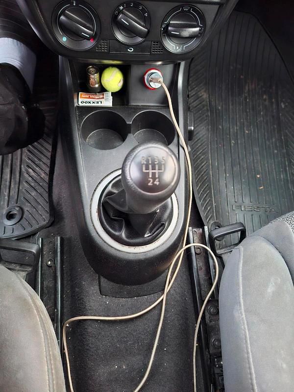 Gebraucht VW Fox 54 PS (39 kW) 2009 Blau Kleinwagen